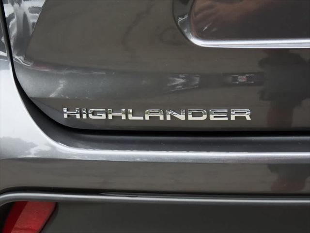 used 2023 Toyota Highlander car, priced at $39,795