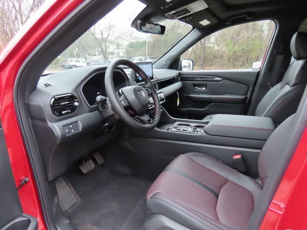 new 2025 Honda Pilot car, priced at $56,530