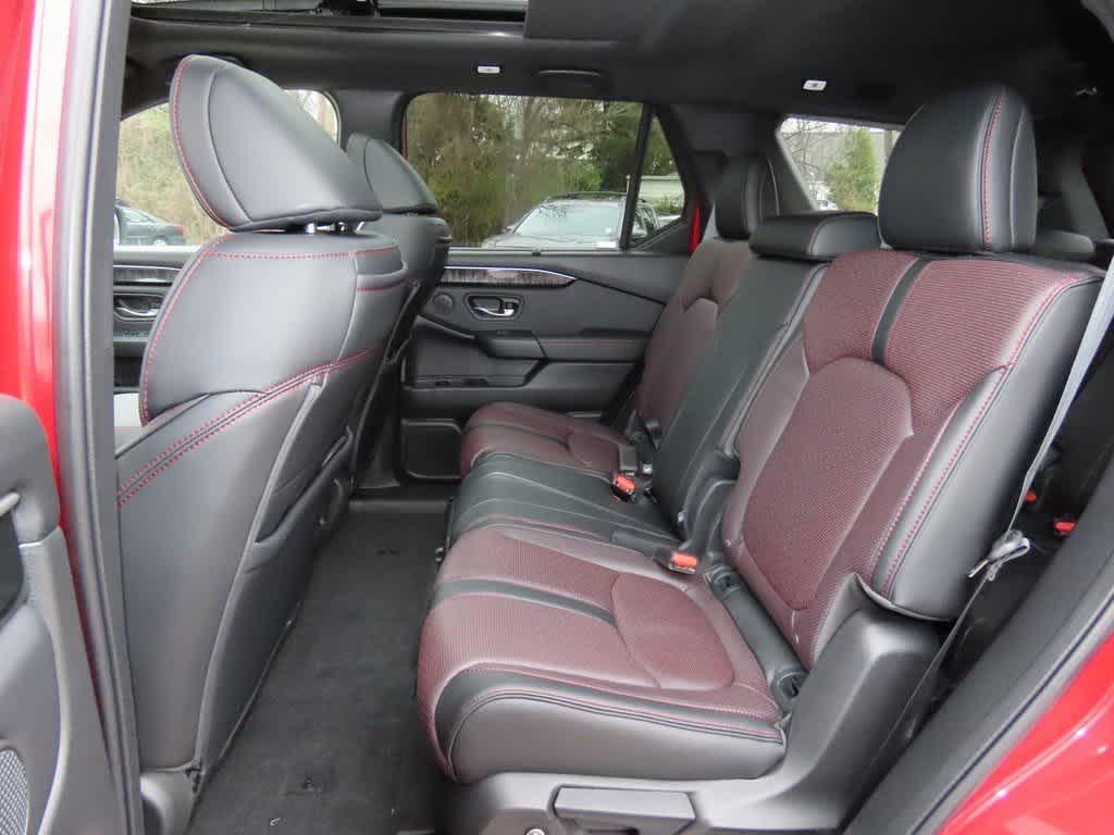 new 2025 Honda Pilot car, priced at $56,530