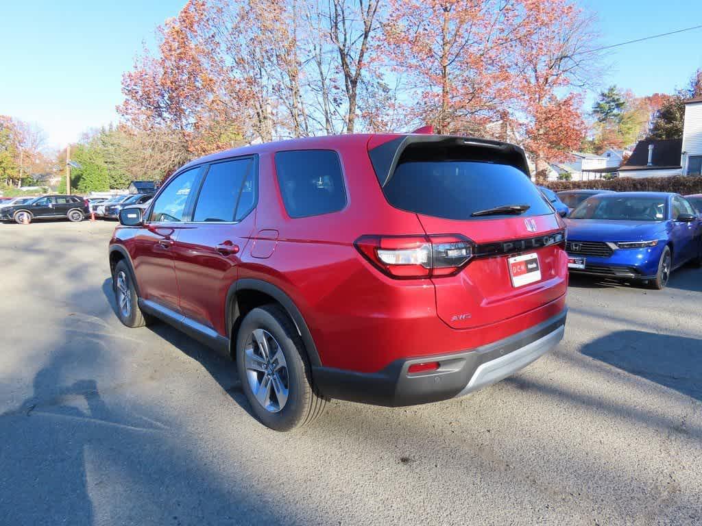 new 2025 Honda Pilot car, priced at $47,550