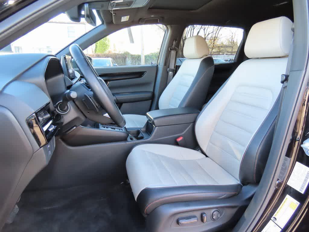 used 2025 Honda CR-V Hybrid car, priced at $37,995