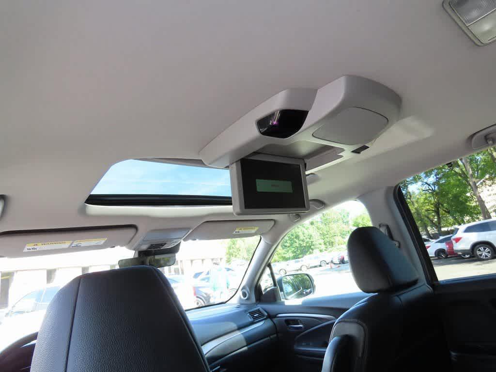 used 2020 Honda Pilot car, priced at $15,495