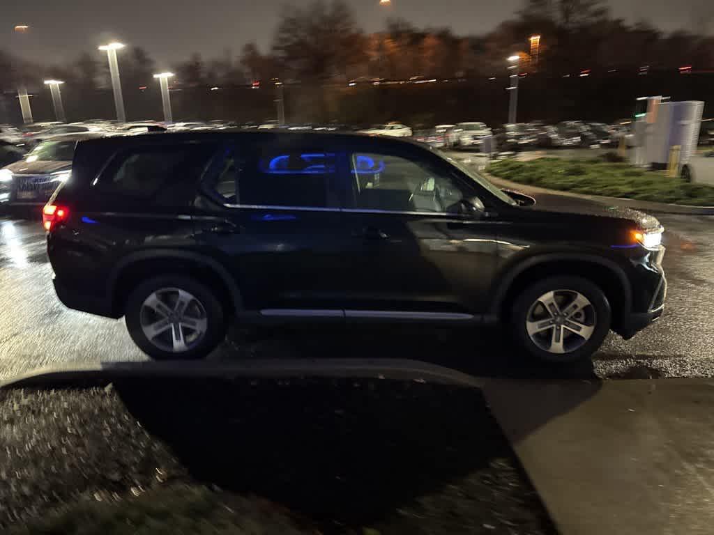 used 2023 Honda Pilot car, priced at $36,995