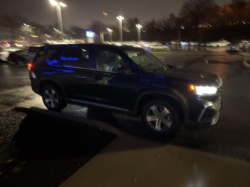 used 2023 Honda Pilot car, priced at $36,995