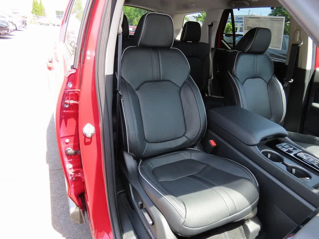 new 2025 Honda Pilot car, priced at $55,030