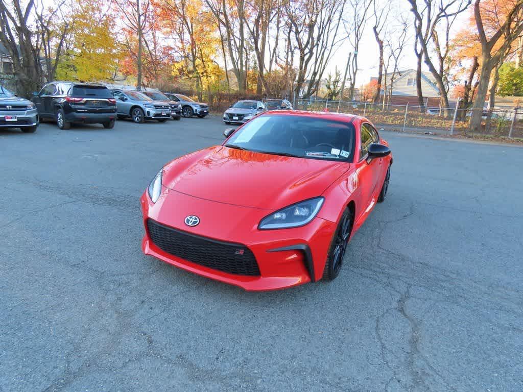used 2022 Toyota GR86 car, priced at $25,995