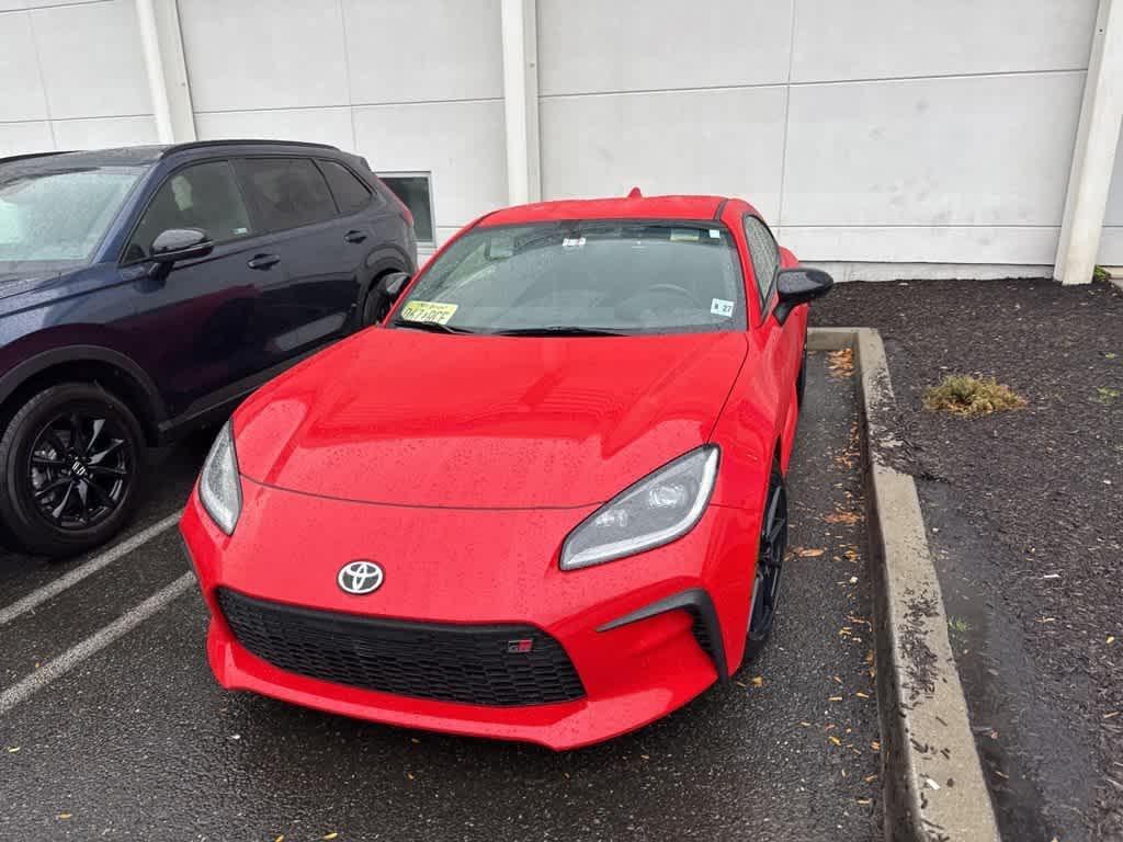 used 2022 Toyota GR86 car, priced at $28,995