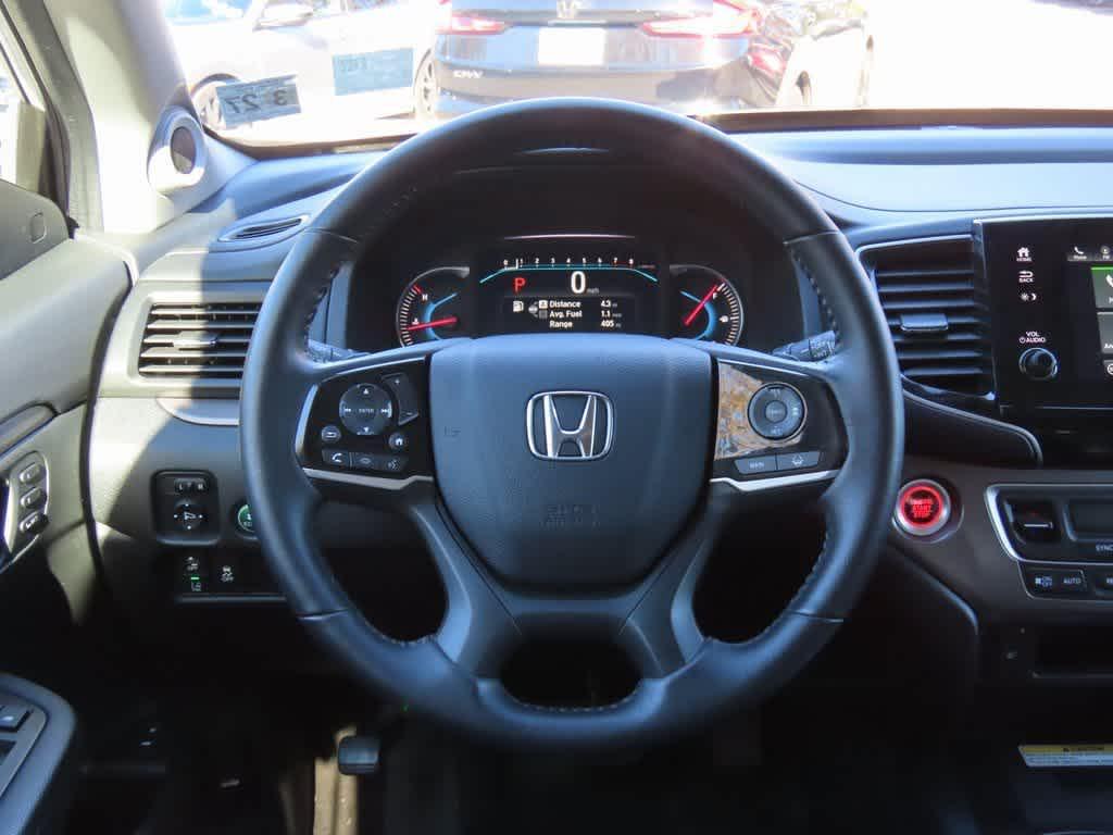 used 2022 Honda Pilot car, priced at $28,995