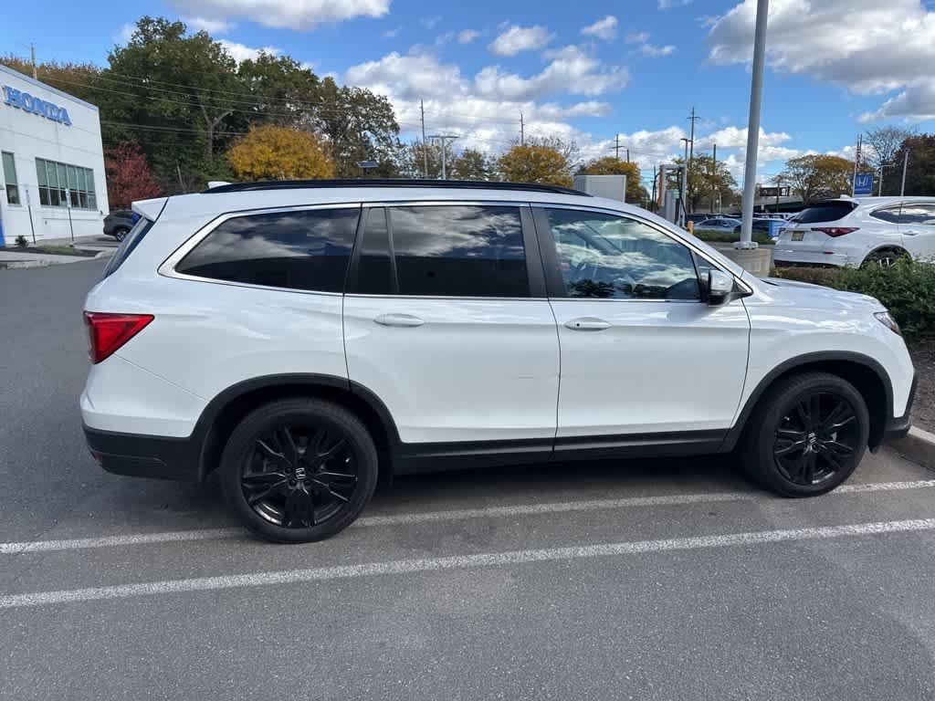 used 2022 Honda Pilot car, priced at $30,000