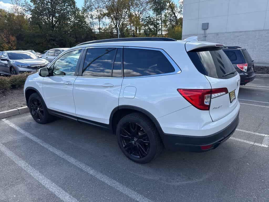 used 2022 Honda Pilot car, priced at $30,000