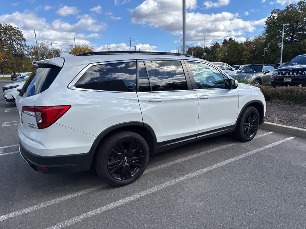 used 2022 Honda Pilot car, priced at $30,000