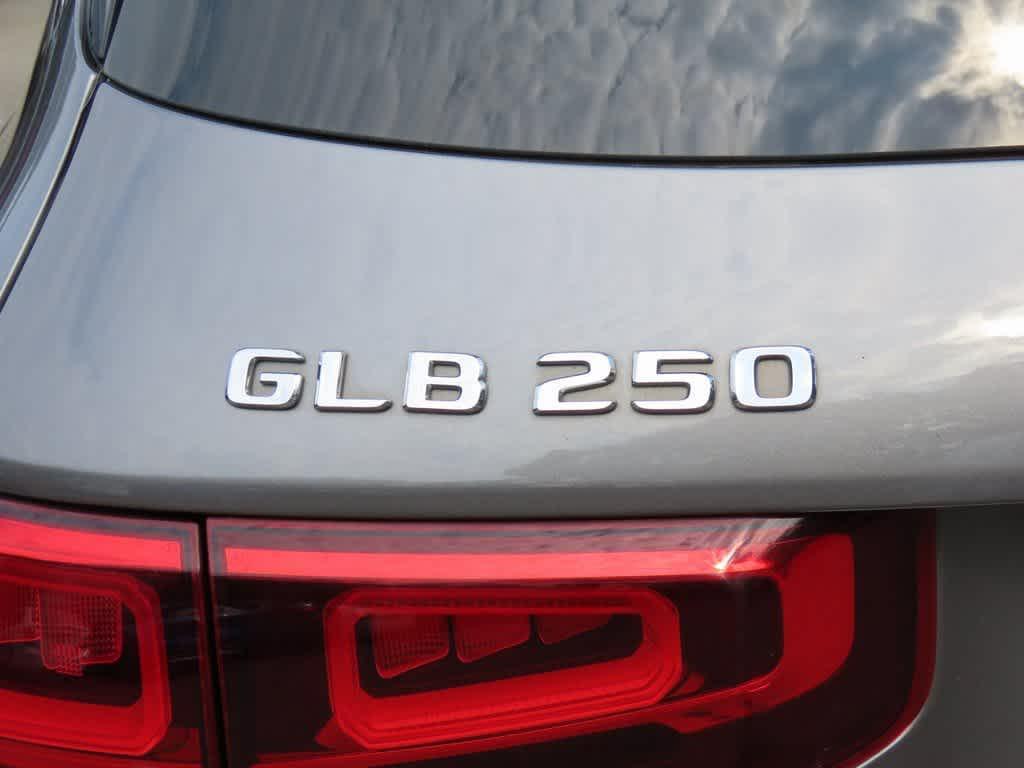 used 2021 Mercedes-Benz GLB 250 car, priced at $16,495