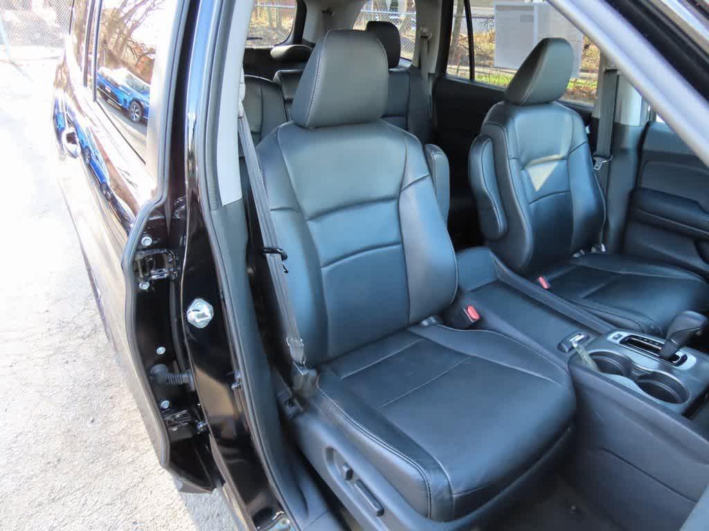 used 2019 Honda Pilot car, priced at $20,995