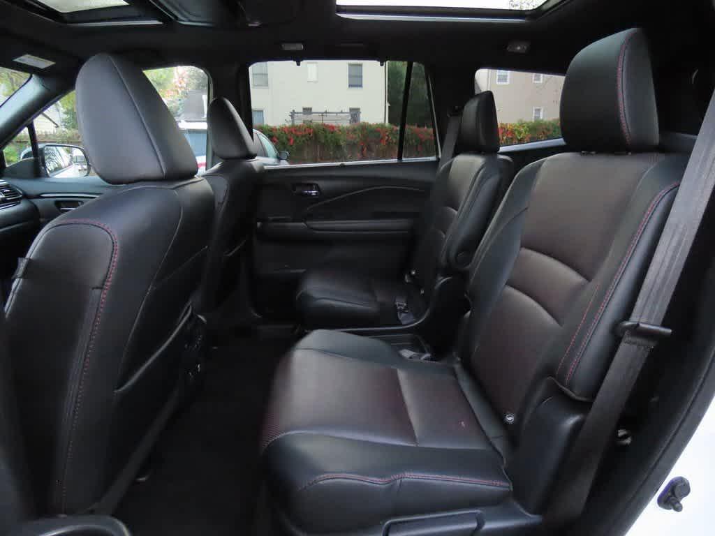 used 2022 Honda Pilot car, priced at $33,795