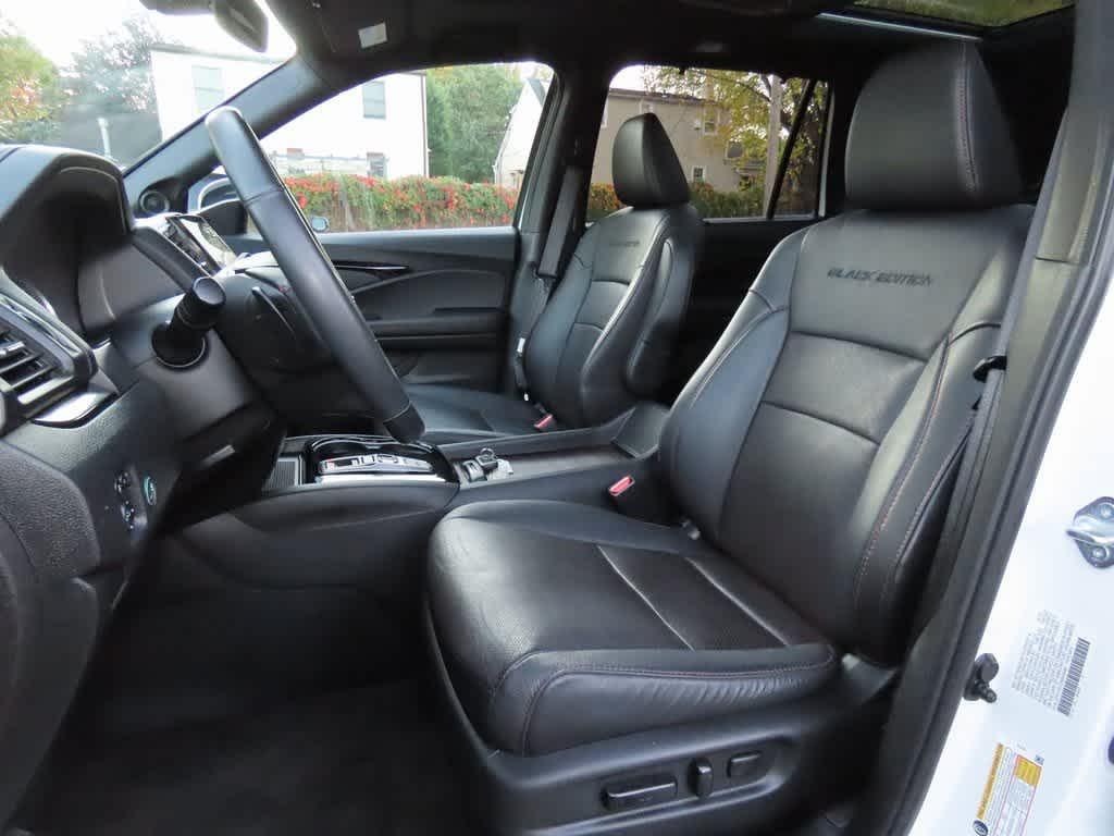 used 2022 Honda Pilot car, priced at $33,795