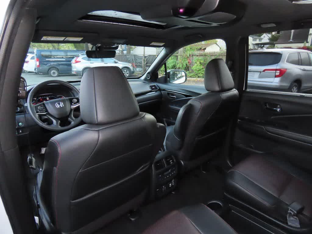 used 2022 Honda Pilot car, priced at $33,795