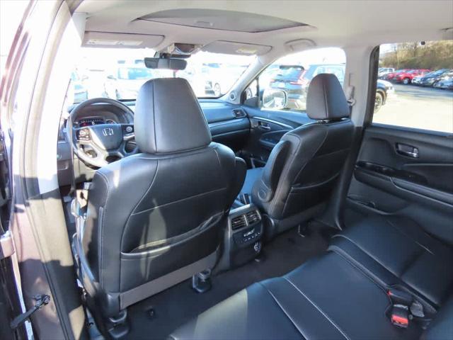 used 2022 Honda Pilot car, priced at $32,695