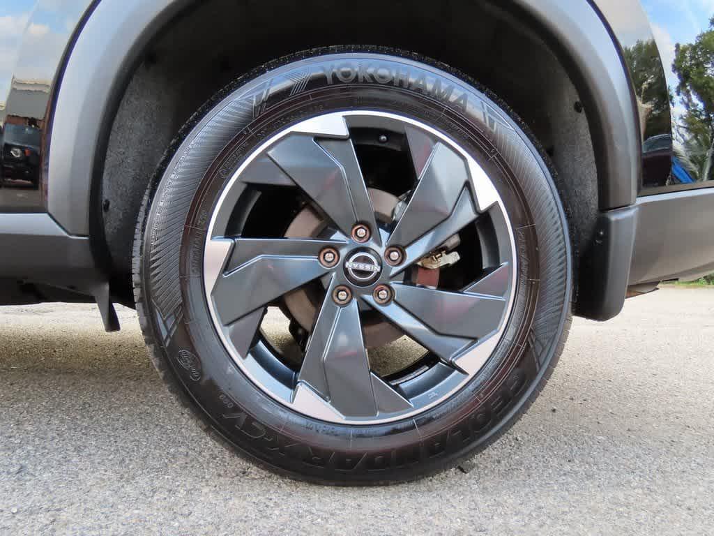 used 2024 Nissan Rogue car, priced at $24,695