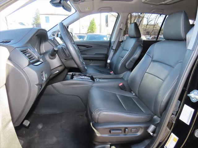 used 2022 Honda Pilot car, priced at $33,995