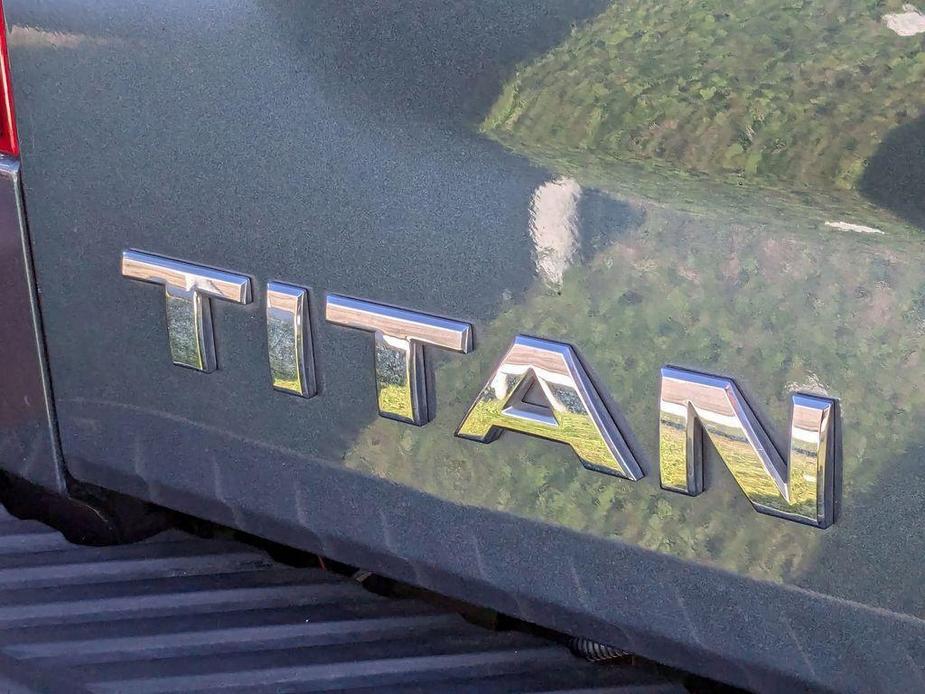 used 2014 Nissan Titan car