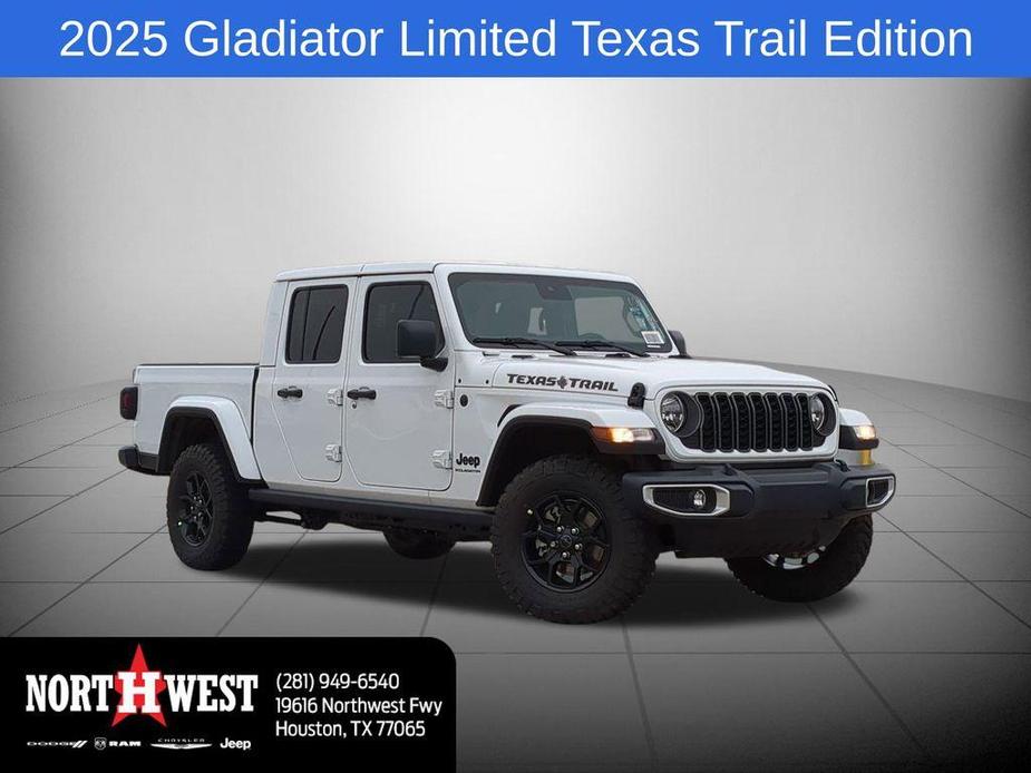 new 2025 Jeep Gladiator car, priced at $40,731