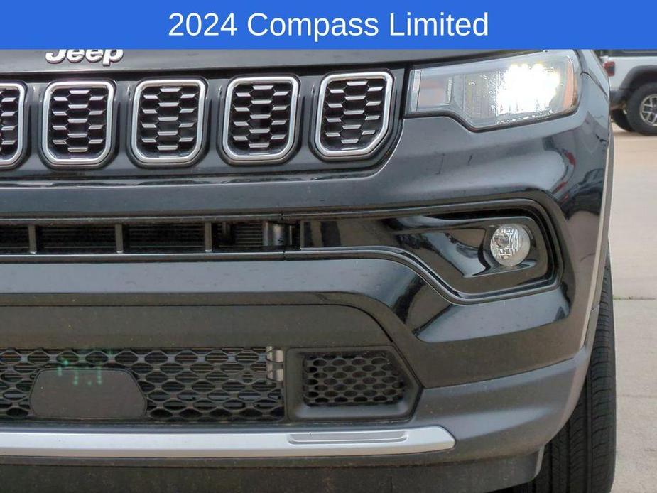 new 2024 Jeep Compass car, priced at $27,326