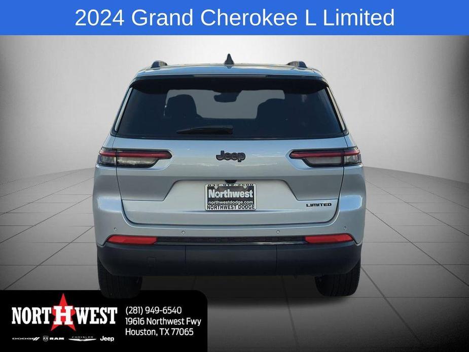 new 2024 Jeep Grand Cherokee L car, priced at $40,218