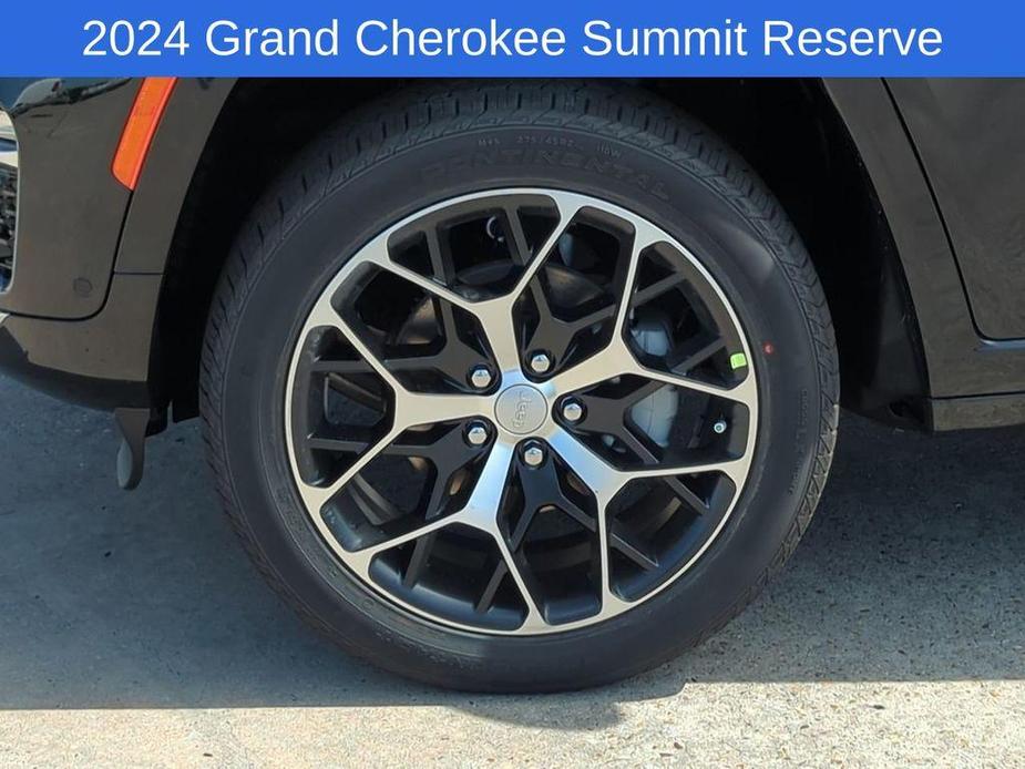 new 2024 Jeep Grand Cherokee car, priced at $60,620