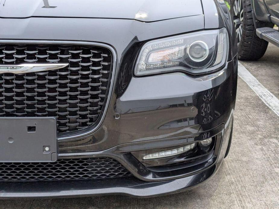 used 2019 Chrysler 300 car, priced at $27,499