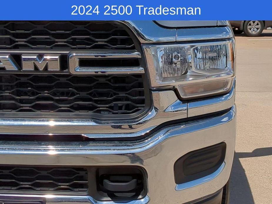 new 2024 Ram 2500 car, priced at $60,370