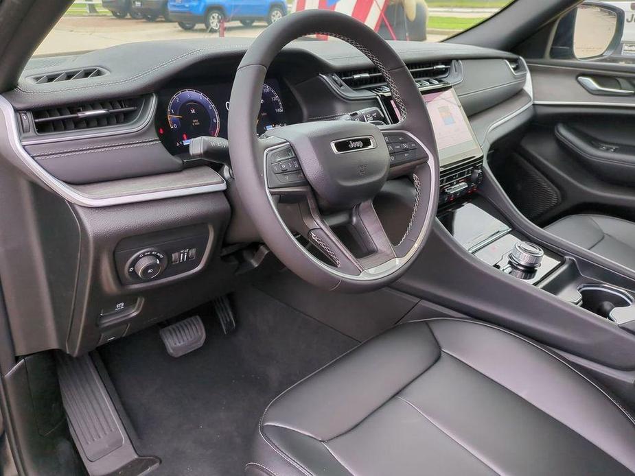 new 2024 Jeep Grand Cherokee car, priced at $42,834