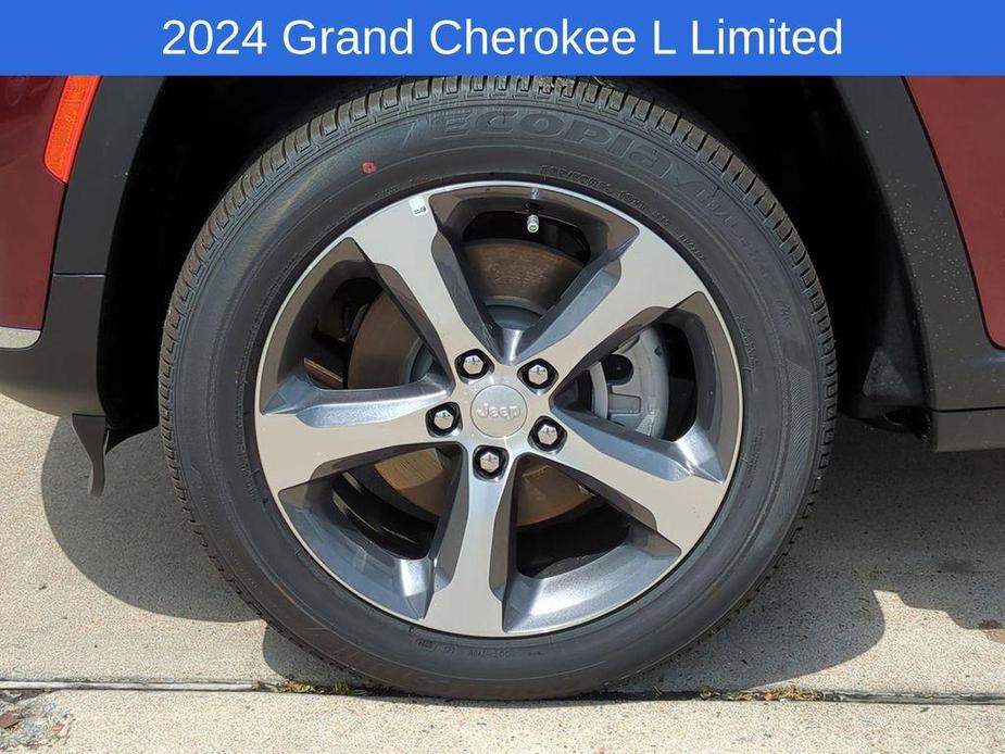 new 2024 Jeep Grand Cherokee L car, priced at $40,128