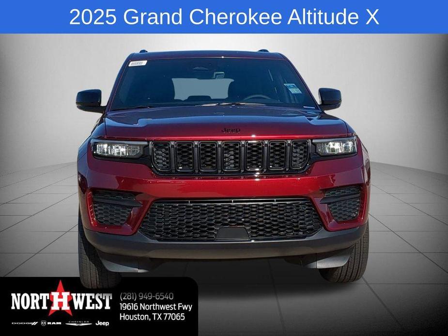 new 2025 Jeep Grand Cherokee car, priced at $40,804