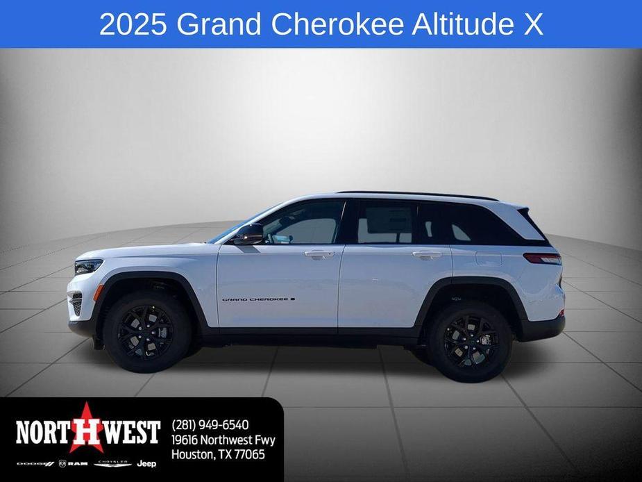 new 2025 Jeep Grand Cherokee car, priced at $40,238