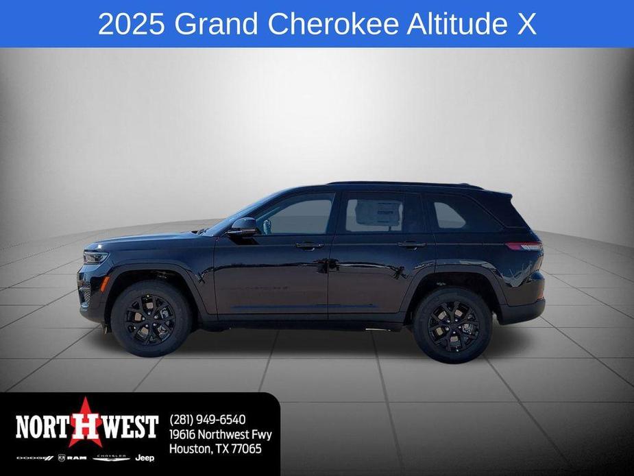 new 2025 Jeep Grand Cherokee car, priced at $40,804