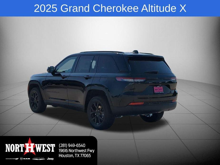 new 2025 Jeep Grand Cherokee car, priced at $40,804