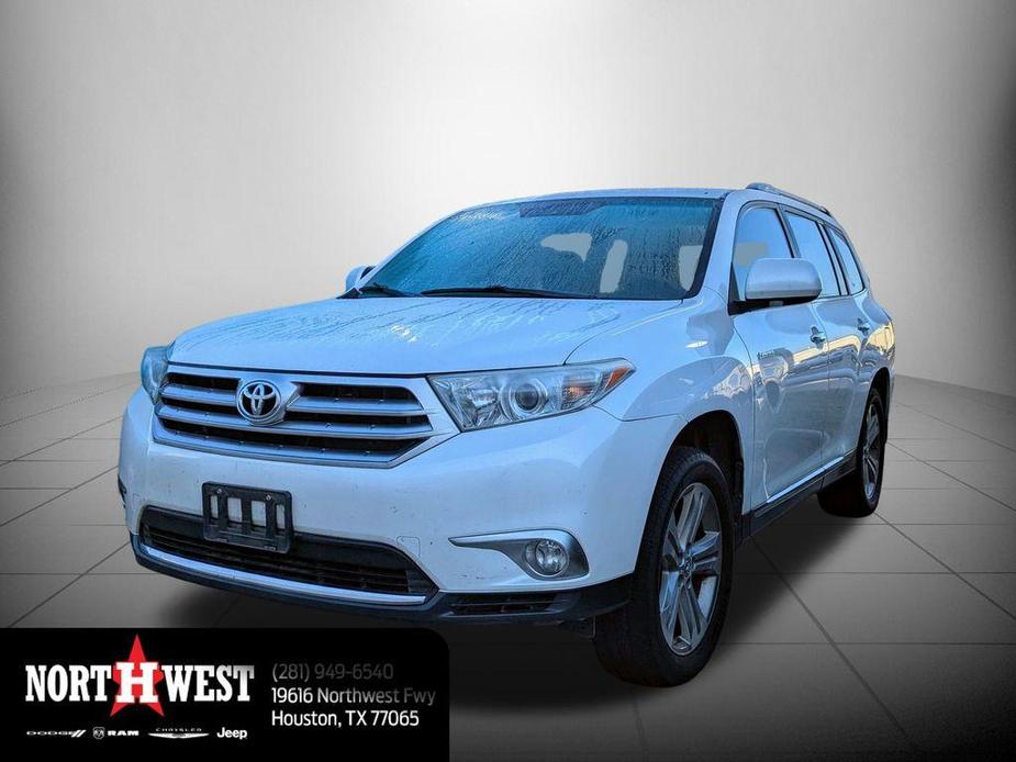 used 2013 Toyota Highlander car, priced at $17,850