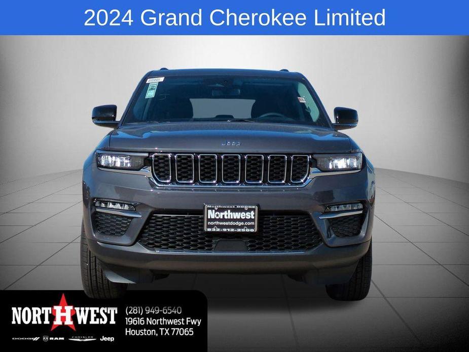 new 2024 Jeep Grand Cherokee car, priced at $38,276