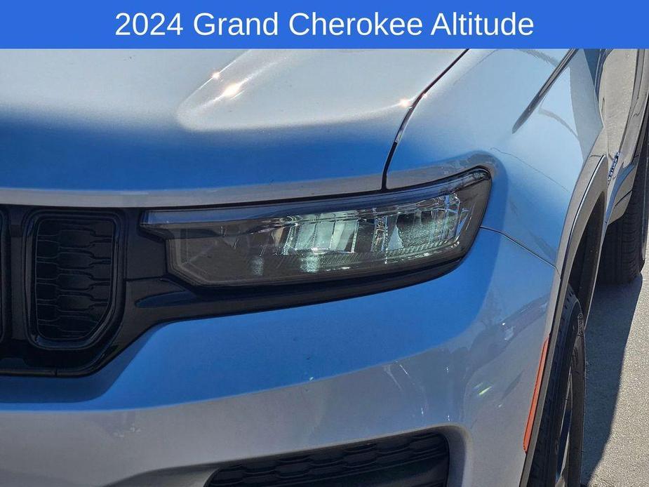 new 2024 Jeep Grand Cherokee car, priced at $35,535