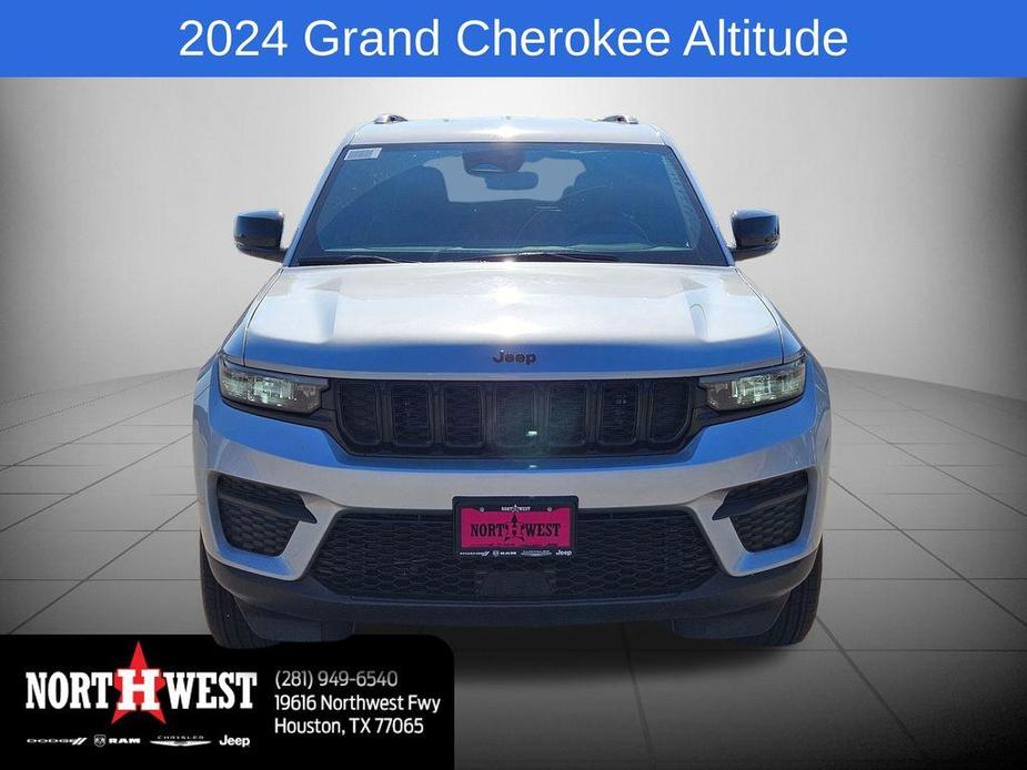 new 2024 Jeep Grand Cherokee car, priced at $35,535