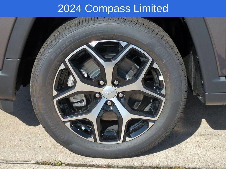 new 2024 Jeep Compass car, priced at $27,326