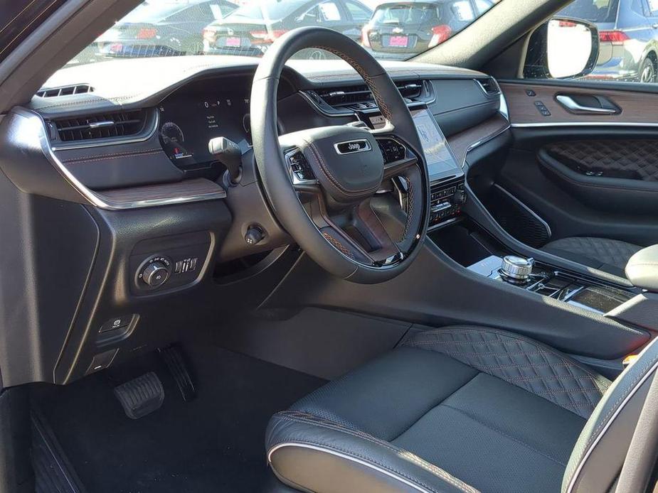 new 2025 Jeep Grand Cherokee L car, priced at $49,700