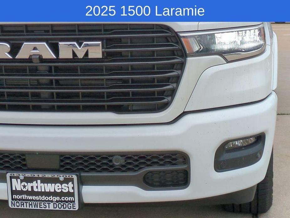 new 2025 Ram 1500 car, priced at $58,522