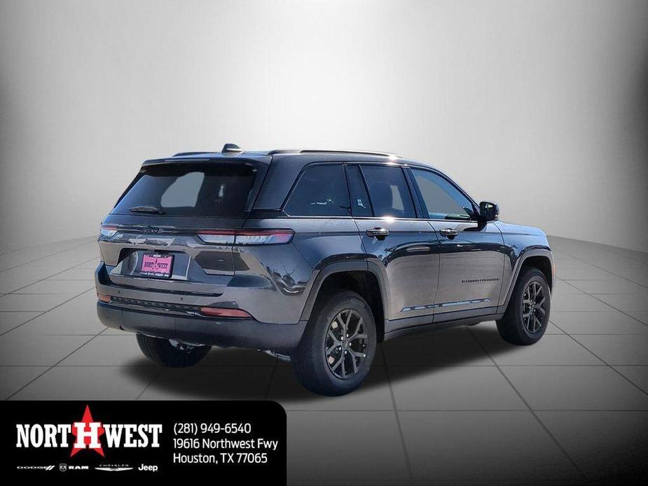 new 2025 Jeep Grand Cherokee car, priced at $40,804