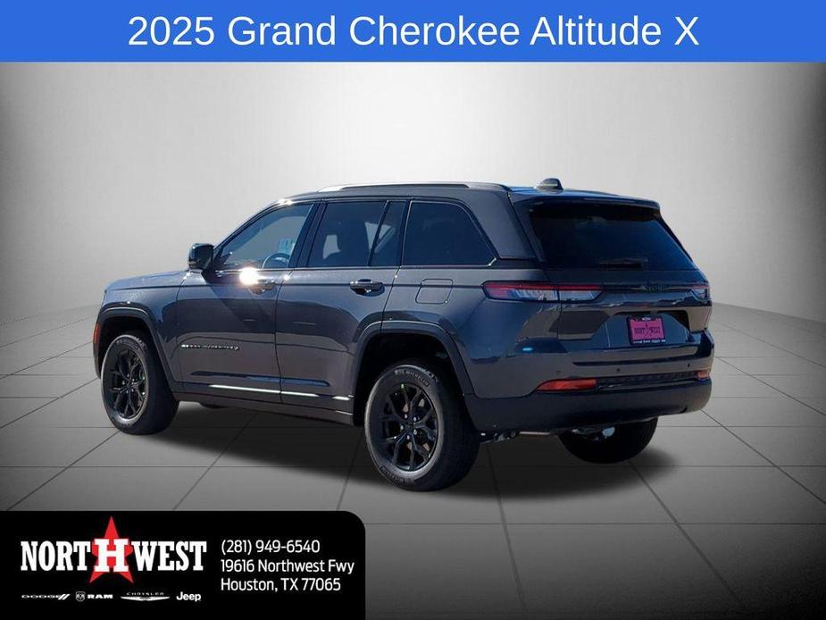 new 2025 Jeep Grand Cherokee car, priced at $40,804