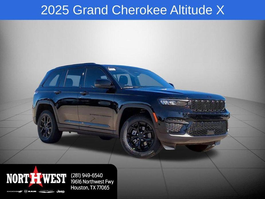 new 2025 Jeep Grand Cherokee car, priced at $40,804