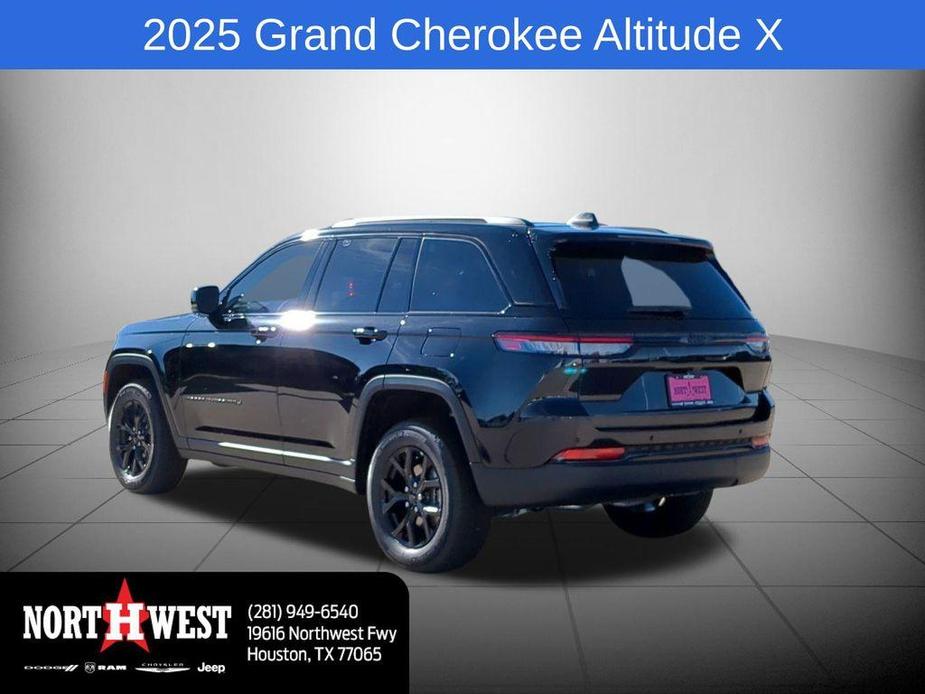 new 2025 Jeep Grand Cherokee car, priced at $40,804