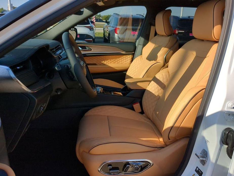 new 2025 Jeep Grand Cherokee L car, priced at $58,141