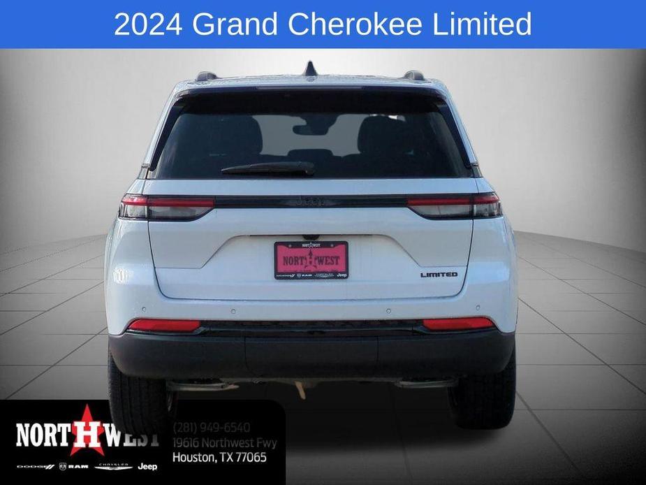 new 2024 Jeep Grand Cherokee car, priced at $42,498