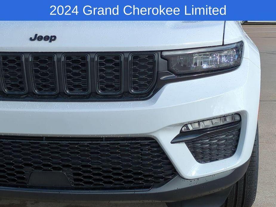 new 2024 Jeep Grand Cherokee car, priced at $40,498